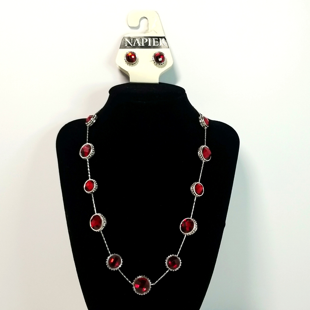 Napier Vintage Faux Gemstone Princess Diana Inspired Necklace With Earrings 18"